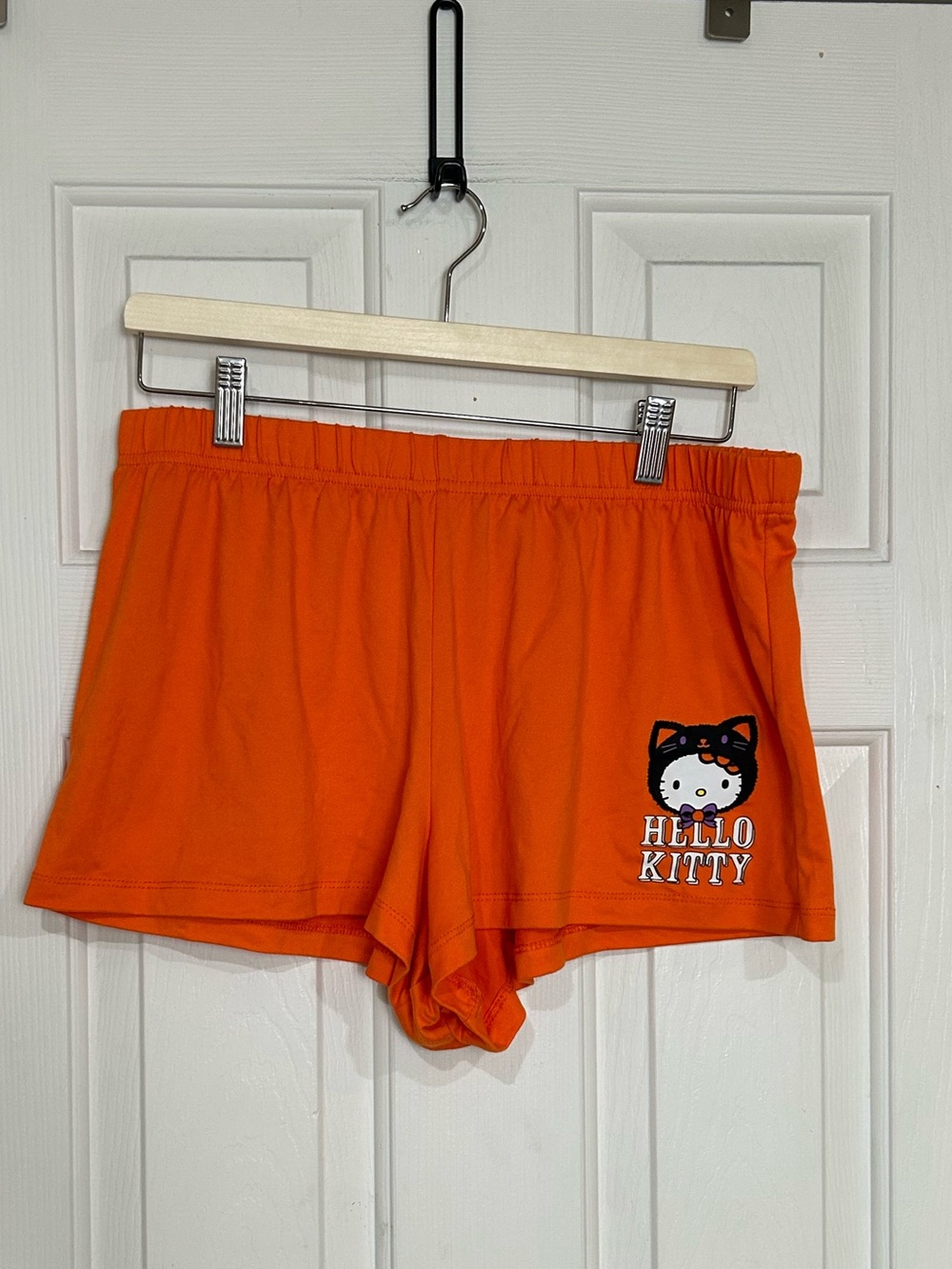 Hello Kitty Orange Halloween Sleepwear Lounge Shorts Size Medium